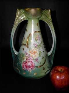 ANTIQUE VICTORIAN HANDLE VASE PAINTED FLOWERS GILDED  