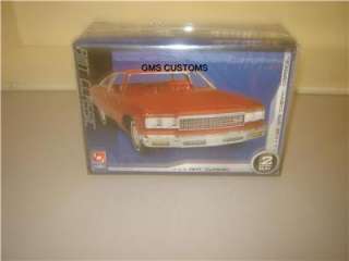 AMT 1976 Chevrolet Caprice with Trailer MIB 1/25  