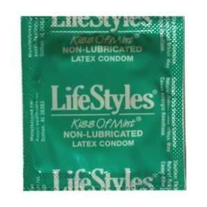 100 Lifestyles Kiss of Mint Condoms   Mint Flavored , Latex, Non 