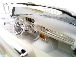 1959 CADILLAC EL DORADO BIARRITZ 118 SILVER DIECAST  