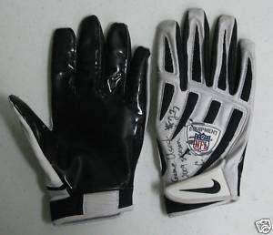 2009 SAINTS PIERRE THOMAS GAME USED SIGNED GLOVES  