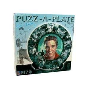  Elvis Presley   217pc Collectors Plate Puzzle with Display 