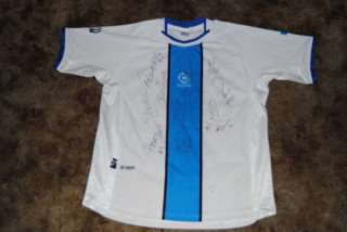 GUATEMALA SIGNED 2011 NATIONAL TEAM SOCCER JERSEY  