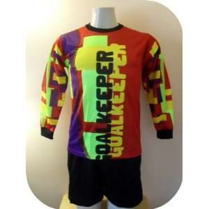  GOALKEEPER YOUTH SET JERSEY & SHORT SIZE 14 (FOR 11 TO 12 