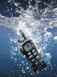  Icom IC M72 Waterproof VHF Marine Radio GPS & Navigation