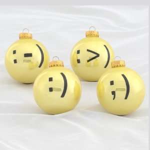  Club Pack of 24 Emoticon Smiley/Winky Face Glass Christmas 