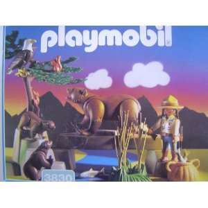    Playmobil 3830 Indian Ranger with Kodiak Bear Family Toys & Games